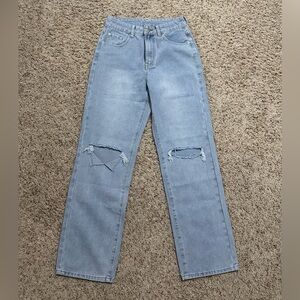 SHEIN NVFelix Women’s Light-Wash High-Rise Straight-Leg Hole Jeans. Size S. NWT!